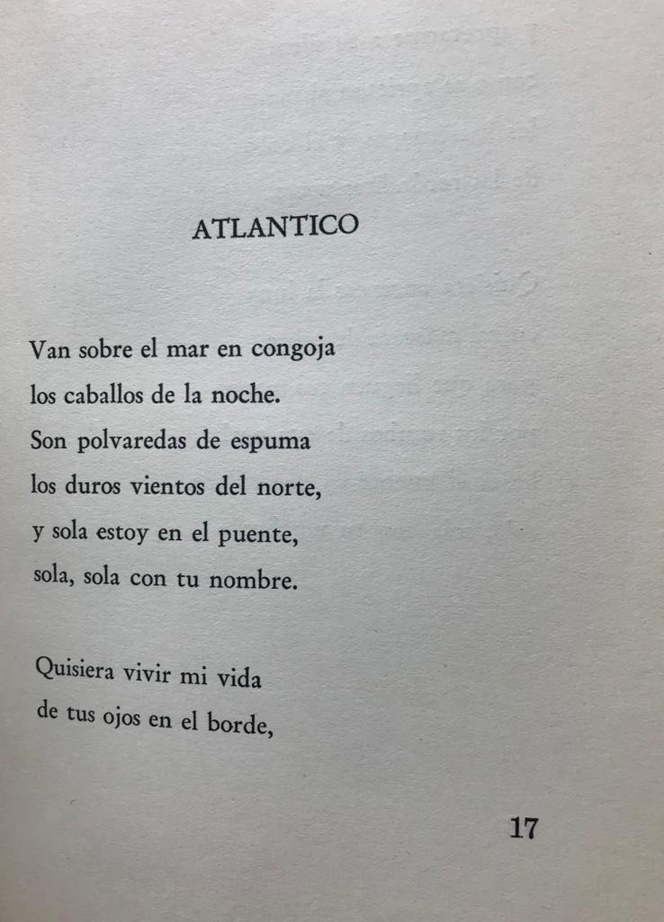 Maria Del Mar. 	Sombra de flor en el agua. Poemas