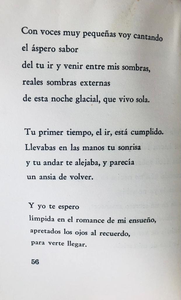 Maria Del Mar. 	Sombra de flor en el agua. Poemas