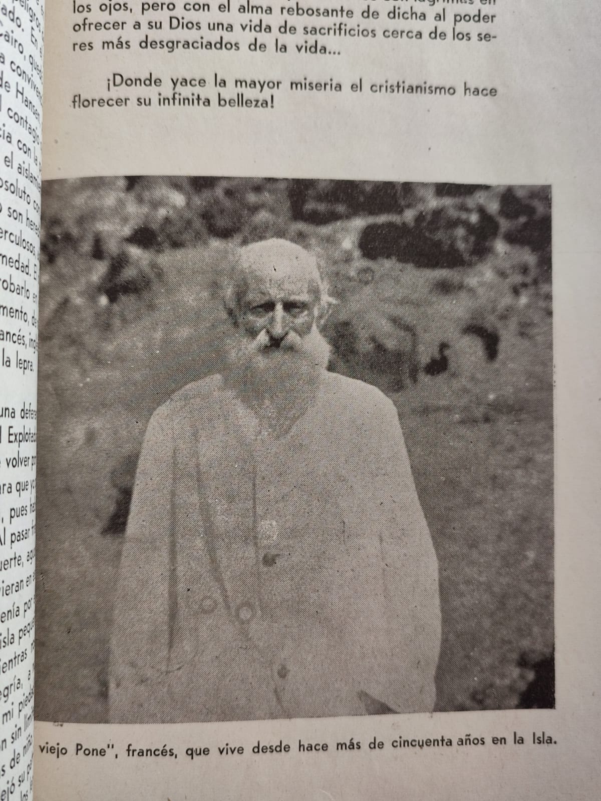 Raúl Marín. Pascua o Rapa Nui. La isla lejana y misteriosa que tiene Chile en los mares del sur. 