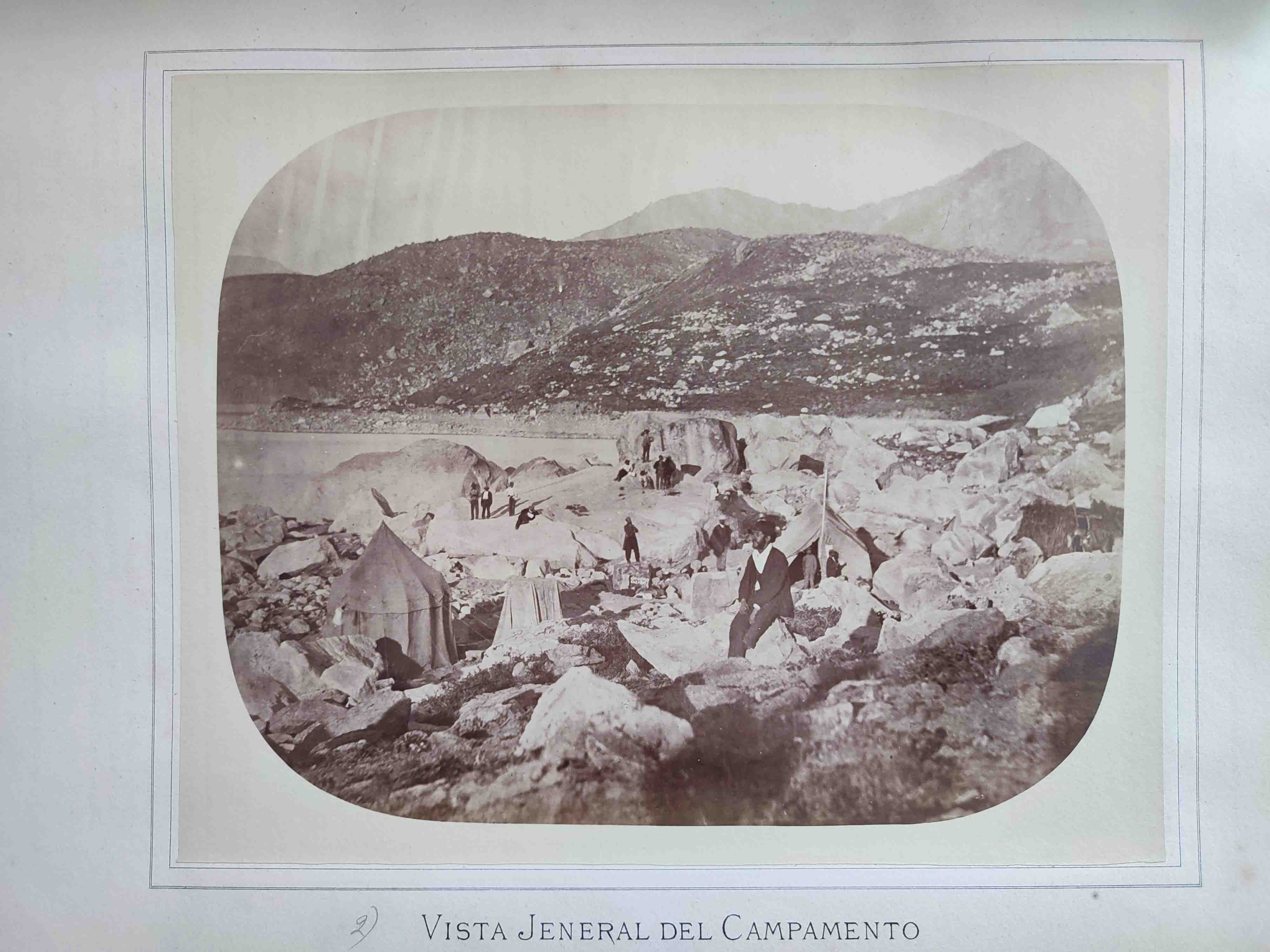 Benjamín Vicuña Mackenna	Esploración de las lagunas negra y del encañado en las cordilleras de San José y del valle del Yeso ejecutada en marzo de 1873 por una comisión presidida por el intendente de la provincia de Santiago 