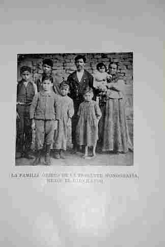  Estudio Social: Monografía de una Familia Obrera de Santiago. 