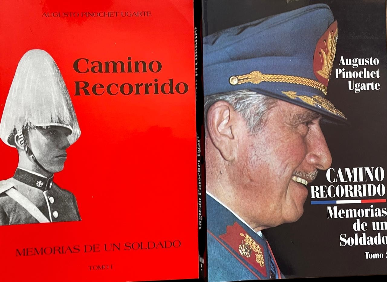 Augusto Pinochet Ugarte 	Camino Recorrido. Memorias de un soldado.  Tomo 1 y 2 