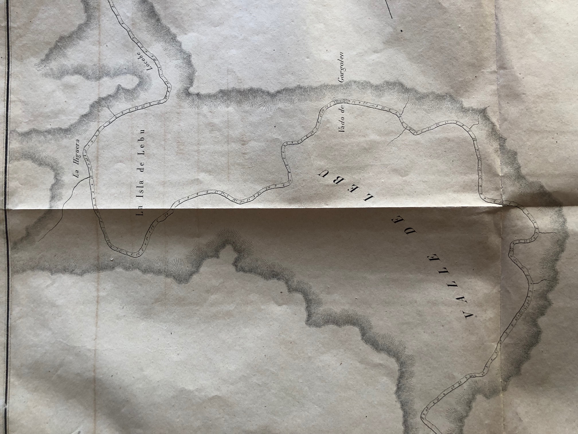 Plano del Río Lebu levantado de orden del Comandante del Vapor de Guerra Maule Capitán de navío graduado Leoncio Señoret. Por el teniente 2do de marina don Francisco Vidal Gormaz y el guardia marina sin examen don Guillermo Peña durante la campaña de expl