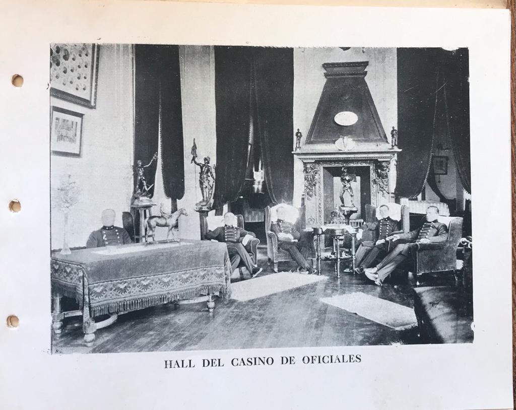 Album. Recuerdo de la visita a esta escuela el dia 7 de abril de 1923, por las delegaciones al V Congreso Pan Americano 