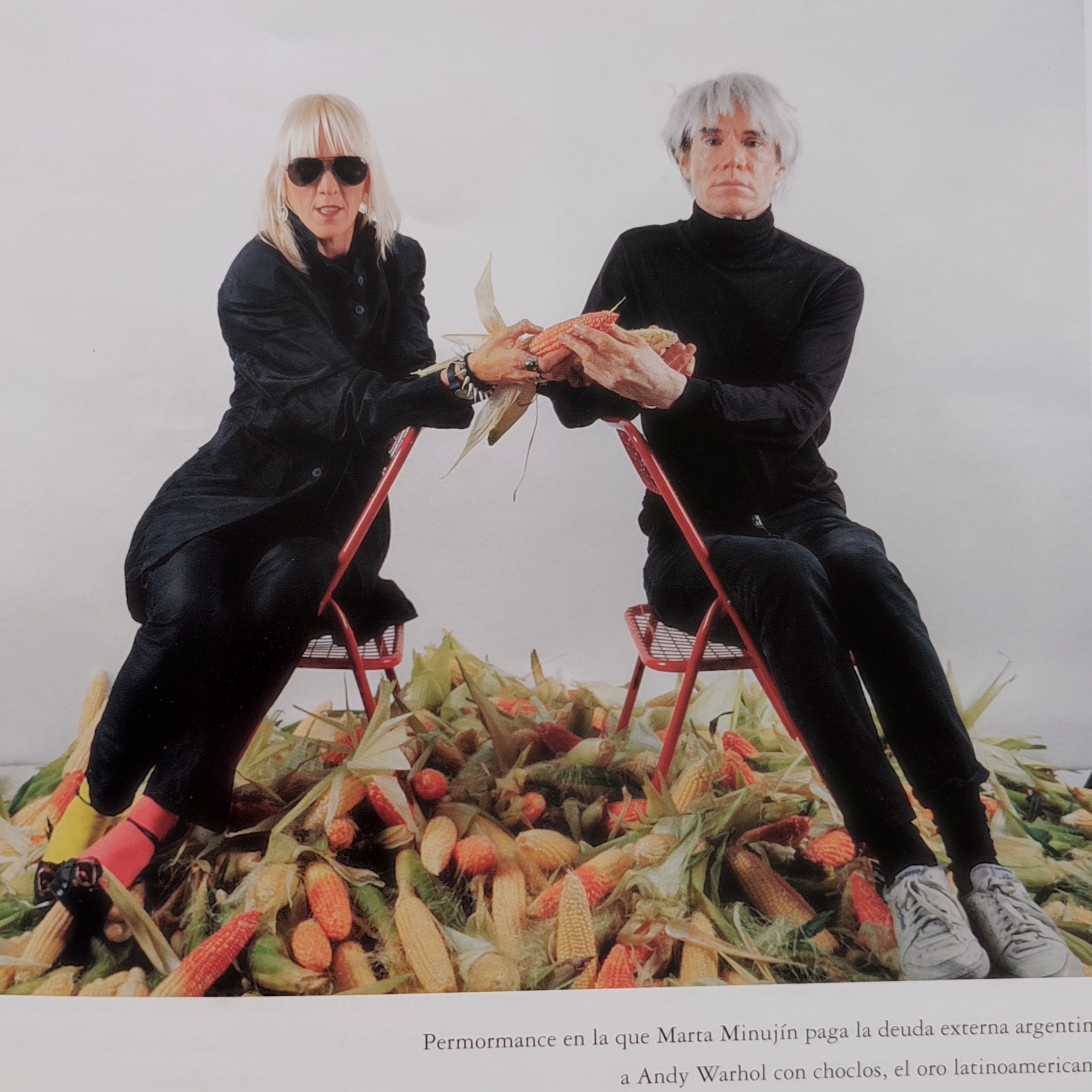 Jorge Glusberg. Marta Minujin en el Museo Nacional de Bellas Artes. 