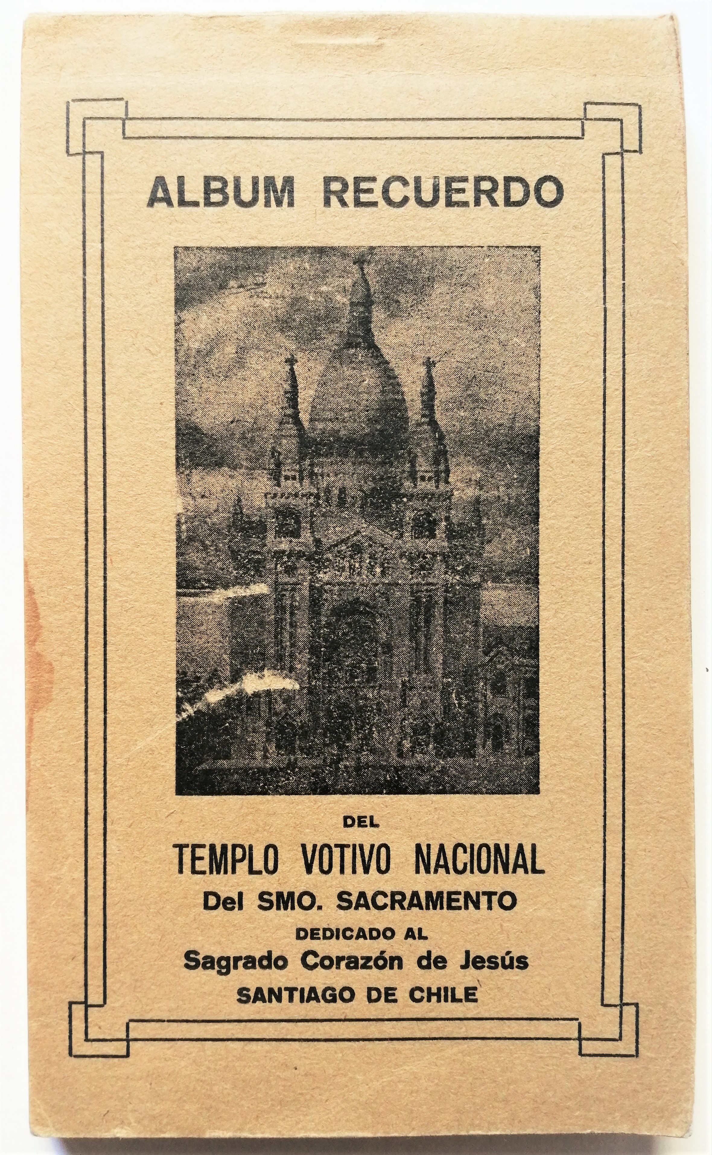 Álbum recuerdo del Templo Votivo Nacional del Smo. Sacramento
